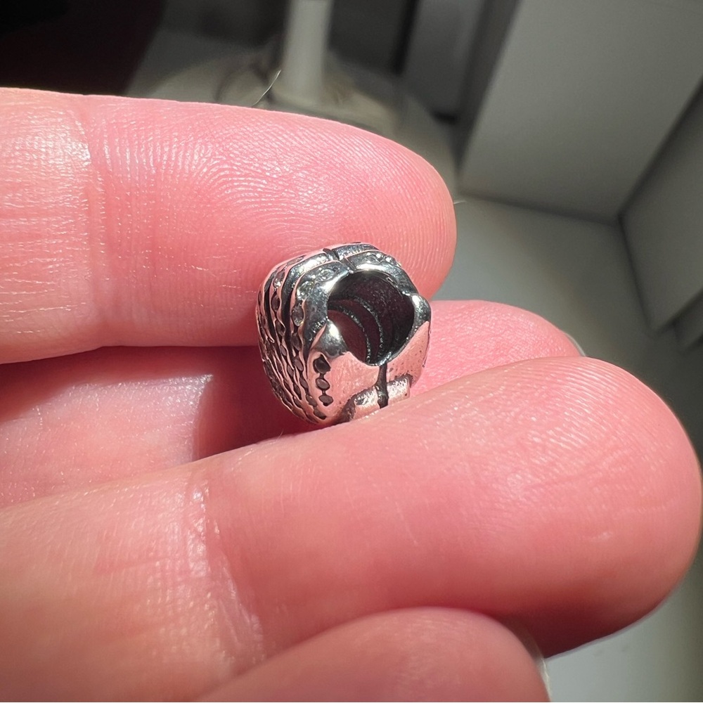 Seashell Charm - Picture 6 of 12